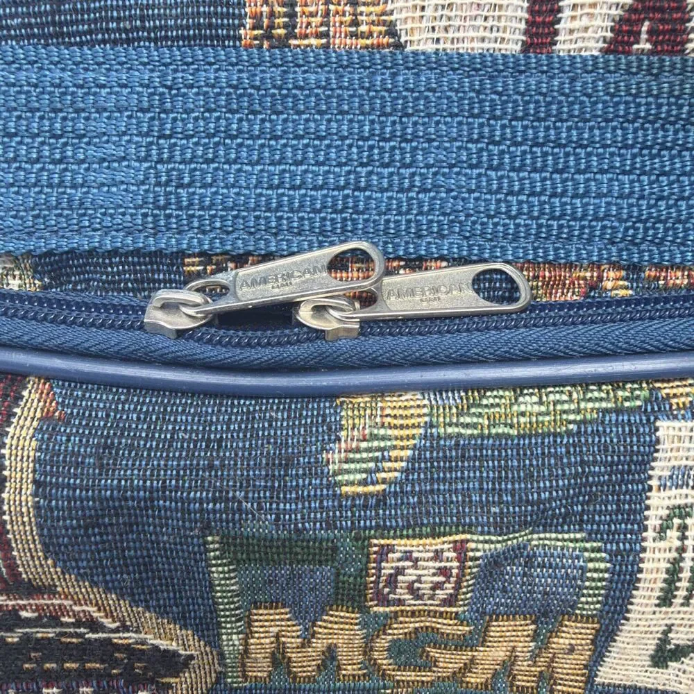 Vintage Bovanousa Las Vegas Casino Tapestry Duffel Bag Carry On USA Zippers